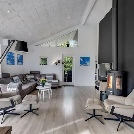 Jonka - 2km From The Sea By Interhome Semesterbostad